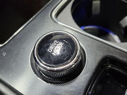 Used 2021 Lincoln Corsair AWD w/ Premium Package image 11