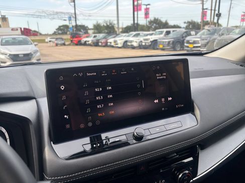 Used 2026 Nissan Rogue SL FWD image 20