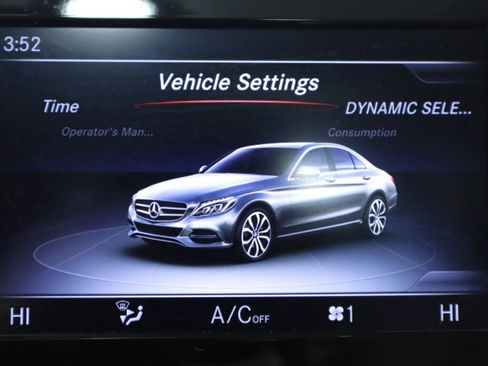 Used 2017 Mercedes-Benz C 300 4MATIC Sedan image 16