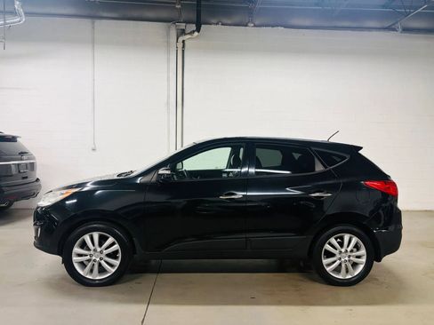 Used 2011 Hyundai Tucson Limited w/ Premium Pkg 3 FWD image 4