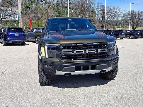 Used 2025 Ford F150 Raptor image 3