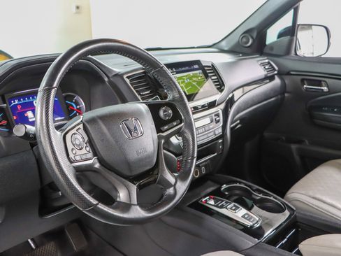 Used 2020 Honda Passport Touring image 23