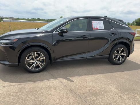 Used 2024 Lexus RX 350 FWD w/ Technology Package image 4