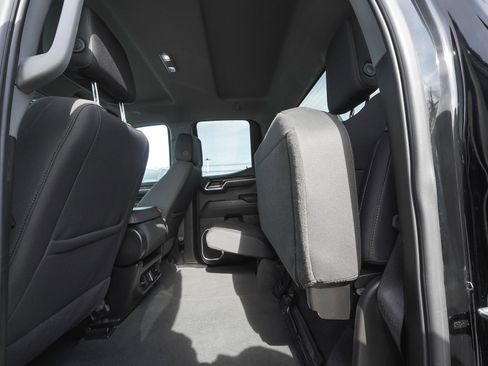 Used 2024 GMC Sierra 1500 Elevation image 31