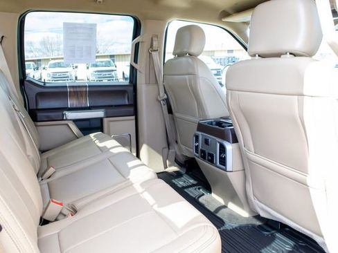 Used 2020 Ford F150 Lariat w/ Max Trailer Tow Package image 21