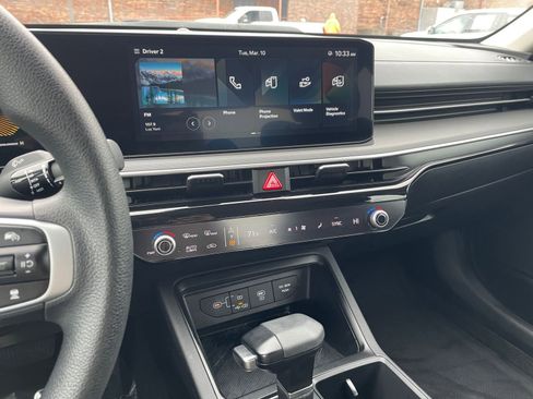 Used 2025 Kia K5 LXS image 17