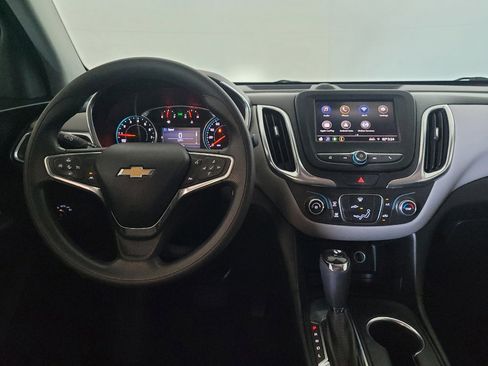 Used 2021 Chevrolet Equinox LT FWD image 22