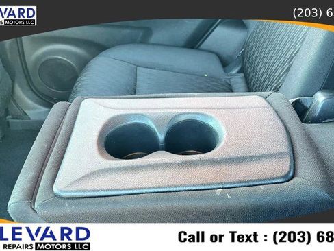 Used 2017 Nissan Rogue SV w/ SV Premium Package image 24