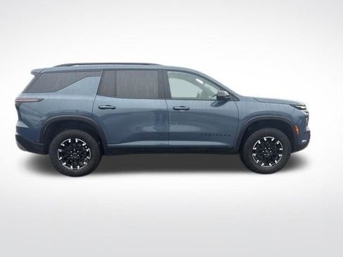 Used 2024 Chevrolet Traverse Z71 w/ Enhanced Driving Package image 10