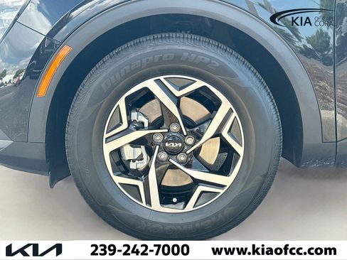 Used 2023 Kia Sportage LX image 38