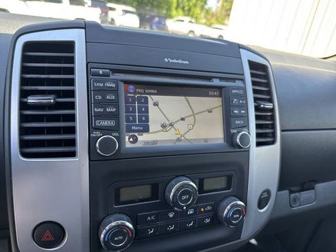 Used 2020 Nissan Frontier PRO-4X w/ Pro-4x Utility Package AWD/4WD image 21