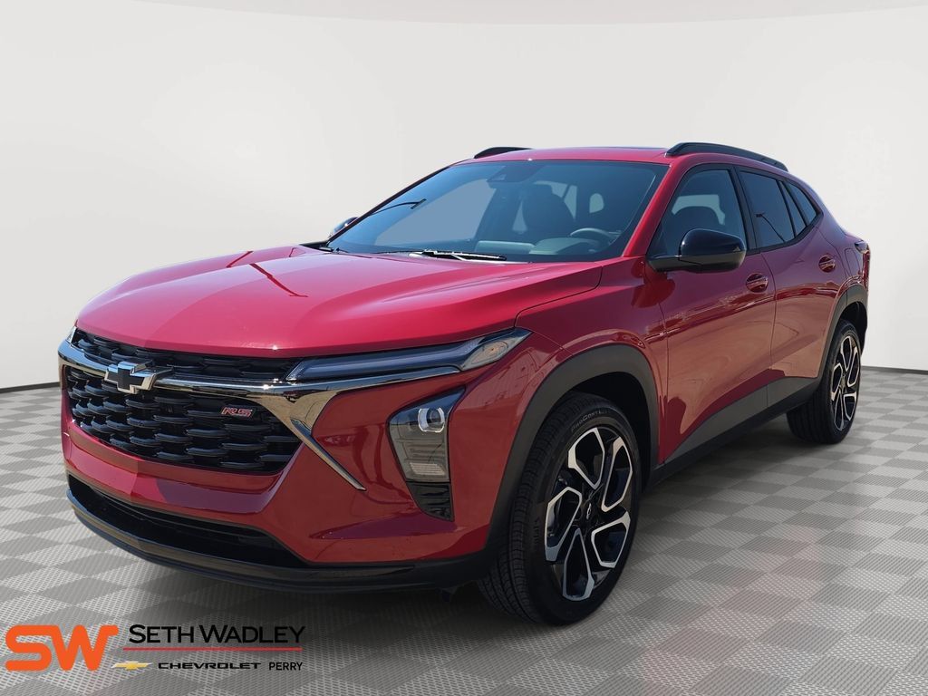 New 2026 Chevrolet Trax RS w/ Sunroof Package FWD image 3