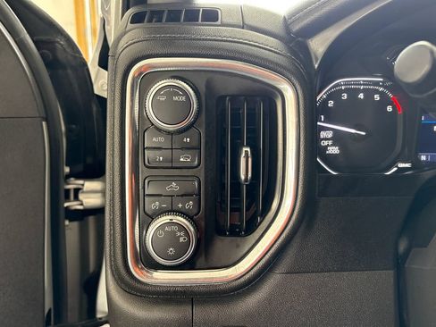 Used 2020 GMC Sierra 1500 SLE w/ SLE Value Package AWD/4WD image 53