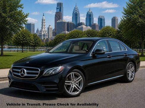 Used 2016 Mercedes-Benz E 400 4MATIC Sedan image 1