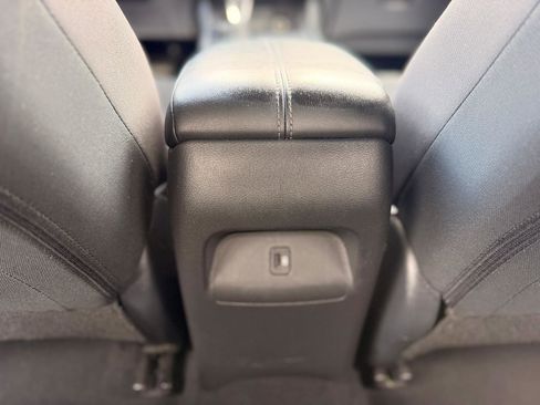 Used 2024 Nissan Sentra SV FWD image 26