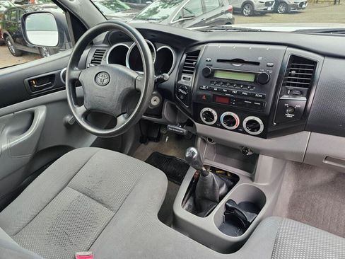 Used 2006 Toyota Tacoma 4x4 Regular Cab image 12