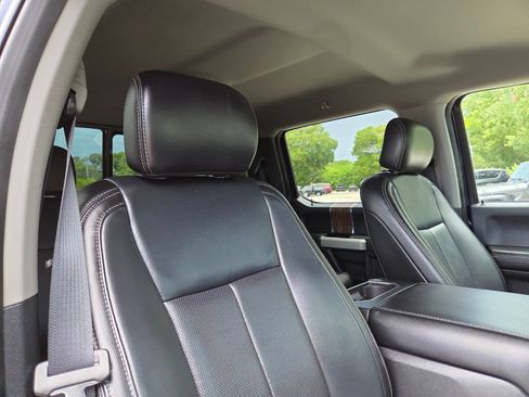 Used 2019 Ford F150 Lariat RWD image 16