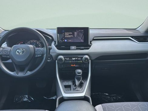 Used 2023 Toyota RAV4 XLE FWD image 20