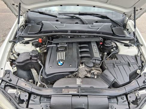 Used 2011 BMW 328i Sedan RWD image 11