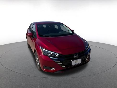 Used 2025 Nissan Versa SV image 16