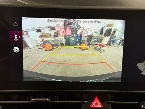 Used 2023 Kia Sportage EX image 14