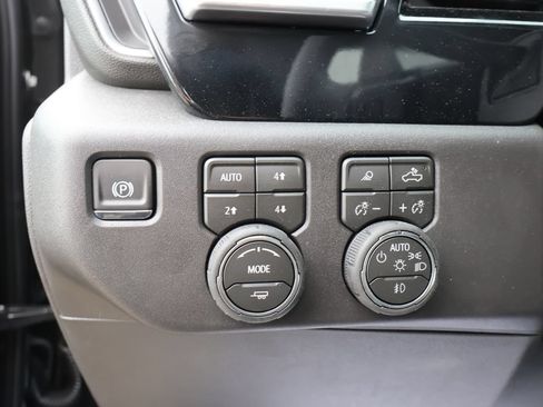 New 2026 Chevrolet Silverado 1500 LT Trail Boss w/ LT Trail Boss Premium Package AWD/4WD image 14