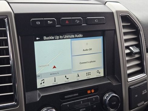 Used 2017 Ford F250 Lariat w/ Chrome Package image 27