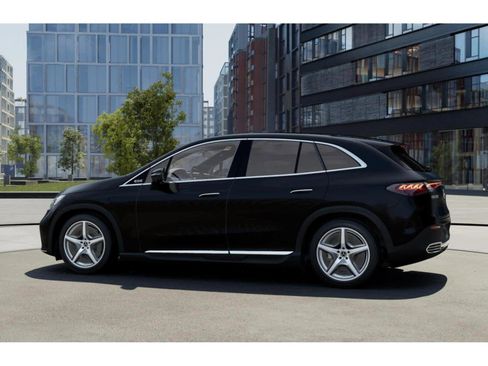 New 2025 Mercedes-Benz EQE 500 4MATIC SUV image 31