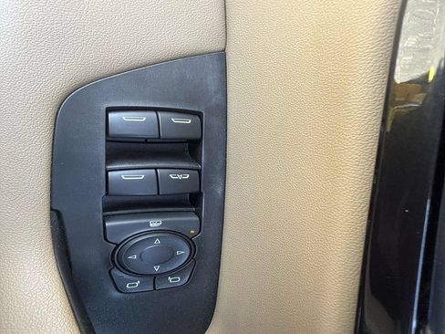 Used 2020 Chevrolet Blazer Premier w/ Driver Confidence II Package FWD image 19