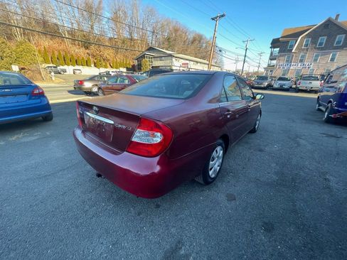Used 2004 Toyota Camry LE image 5