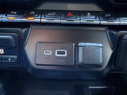 Used 2021 Chevrolet Silverado 1500 LTZ w/ LTZ Premium Package image 55