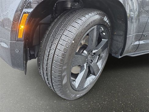 New 2026 Land Rover Defender 110 V8 image 35