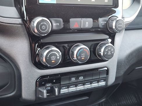 New 2026 RAM 5500 Tradesman AWD/4WD image 17