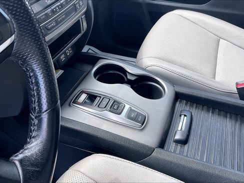 Used 2022 Honda Passport EX-L image 17