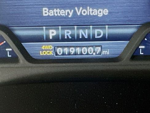 Used 2024 RAM 3500 Laramie w/ Towing Technology Group image 33