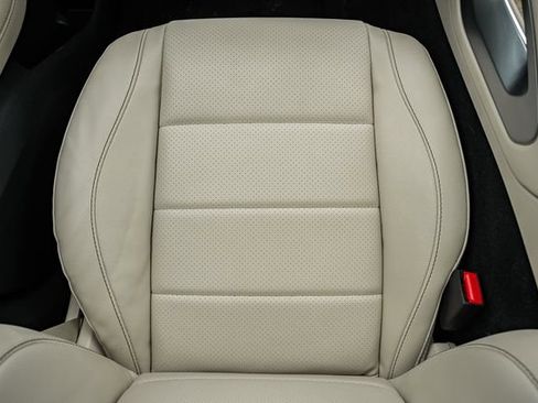 Used 2023 Mercedes-Benz GLE 450 4MATIC image 32