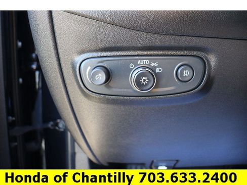 Used 2020 Chevrolet Equinox LT image 15