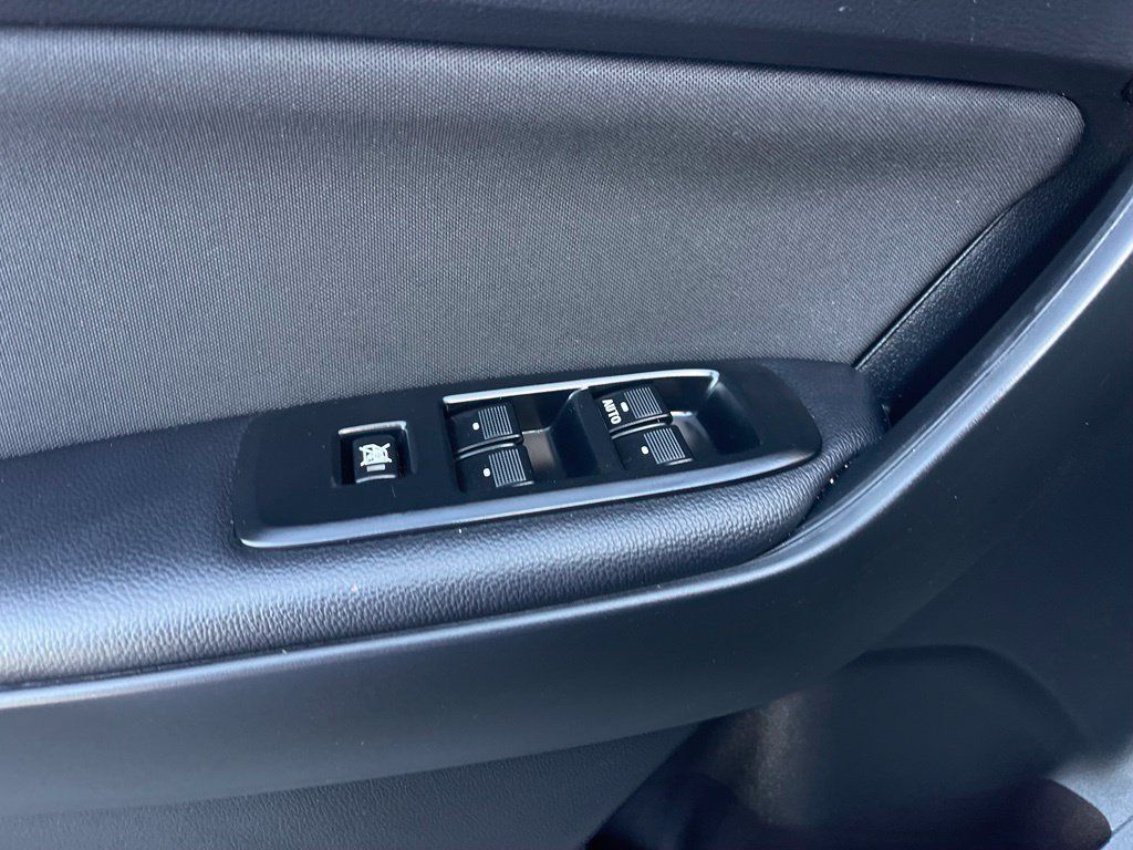 Used 2019 Ford Ranger XLT w/ Equipment Group 302A Luxury RWD image 13