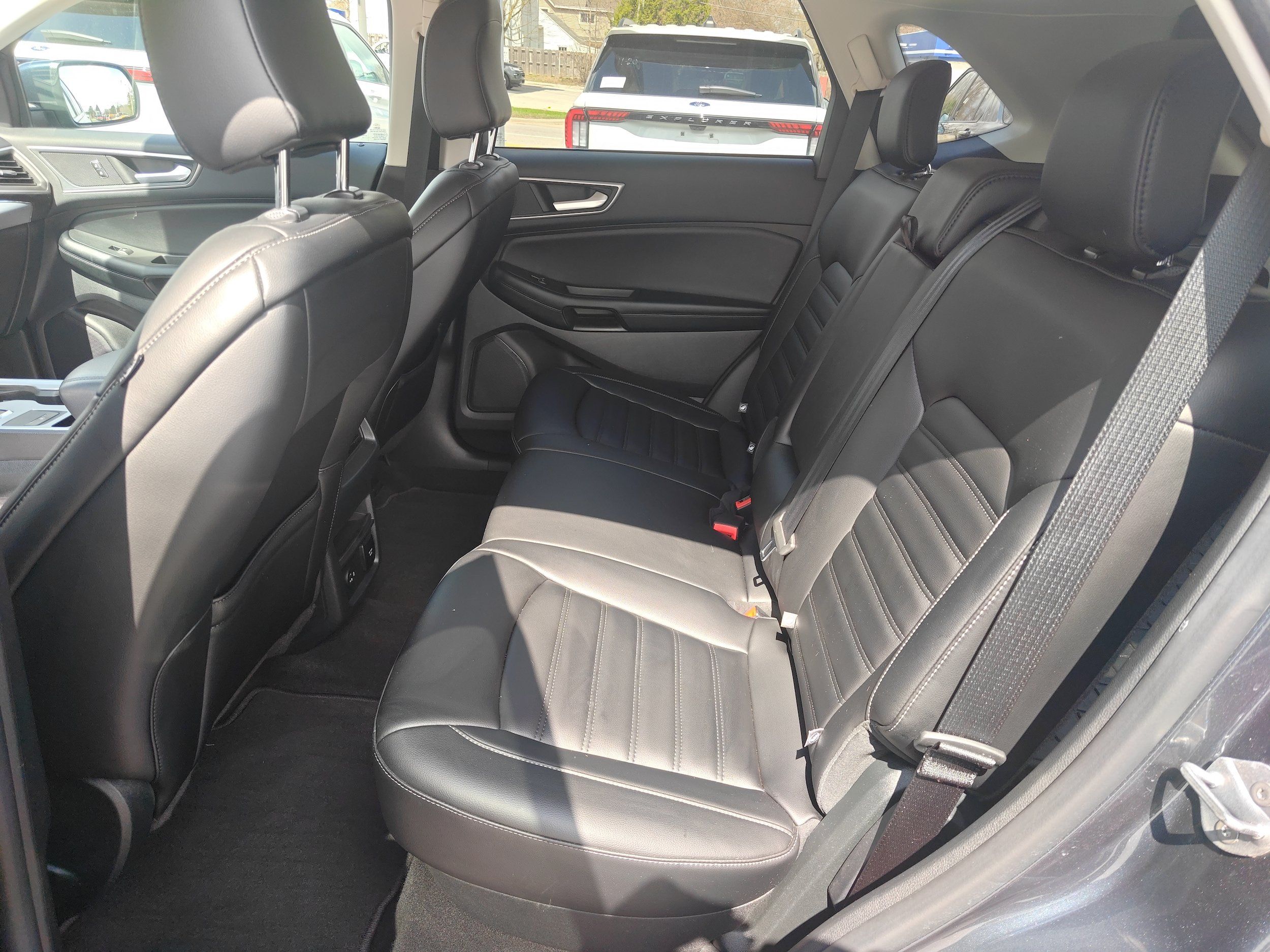 Used 2022 Ford Edge SEL w/ Convenience Package AWD/4WD image 9