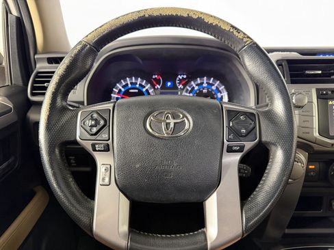 Used 2016 Toyota 4Runner SR5 Premium RWD image 9