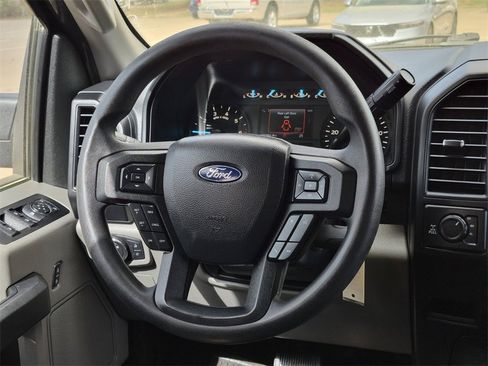 Used 2018 Ford F150 XL w/ Equipment Group 101A Mid image 7