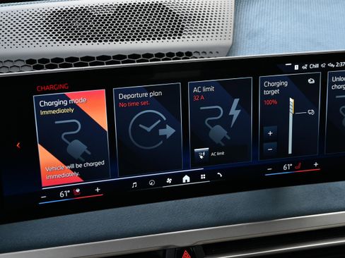 Certified 2024 BMW iX xDrive50 w/ Premium Package image 17