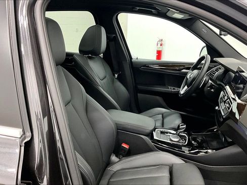 Used 2024 BMW X3 xDrive30i w/ Premium Package image 7