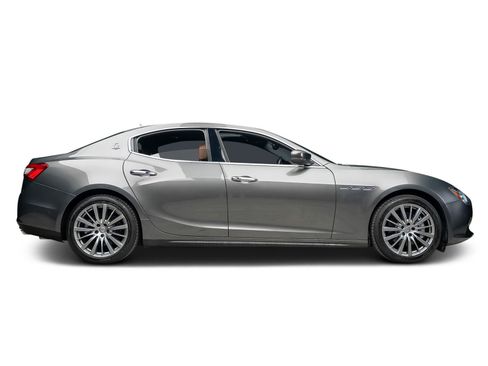 Used 2017 Maserati Ghibli RWD image 5
