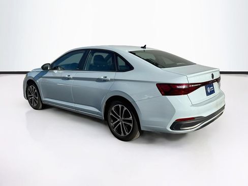 Used 2026 Volkswagen Jetta Sport FWD image 7