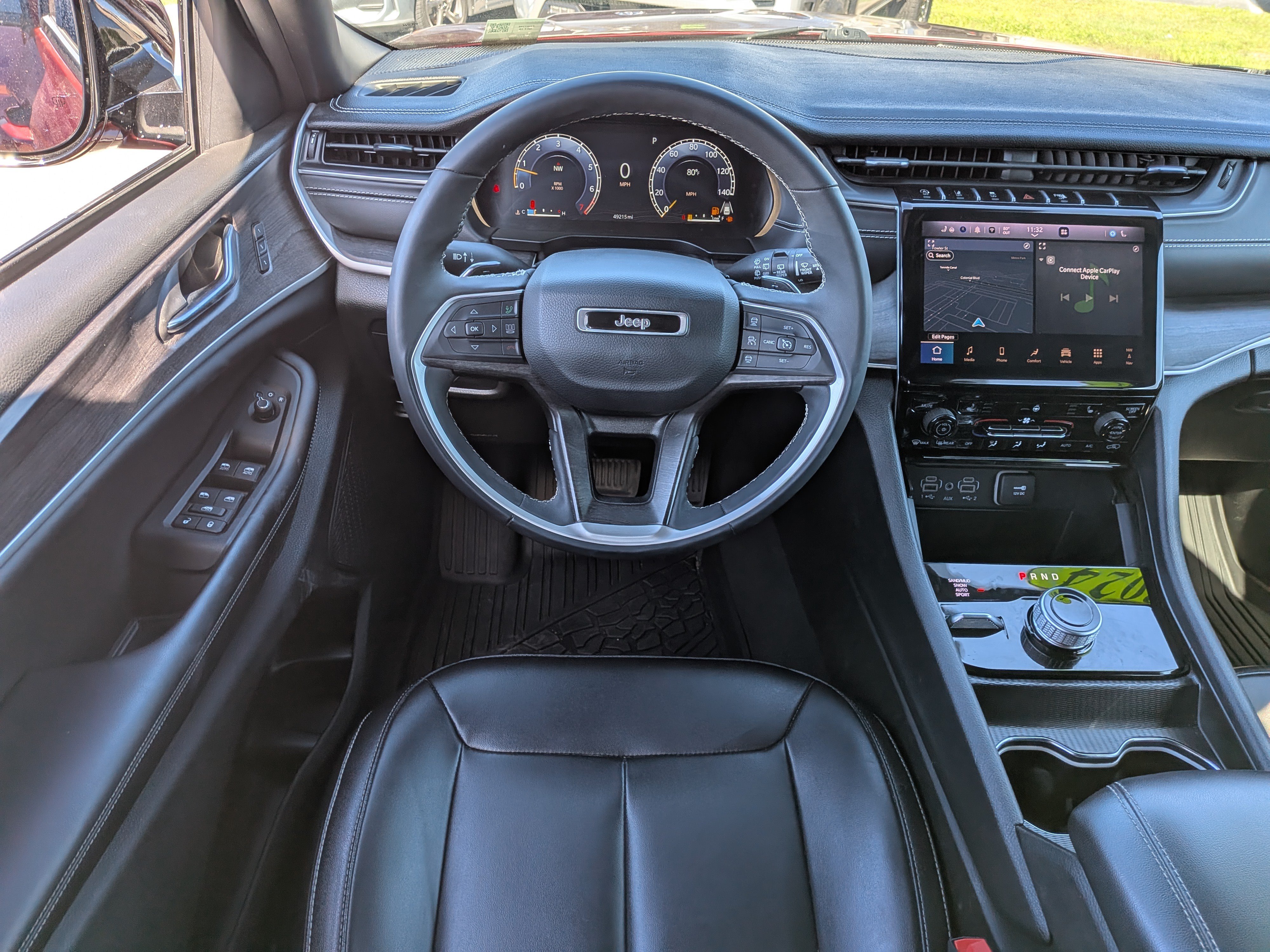 Used 2024 Jeep Grand Cherokee Limited AWD/4WD image 17