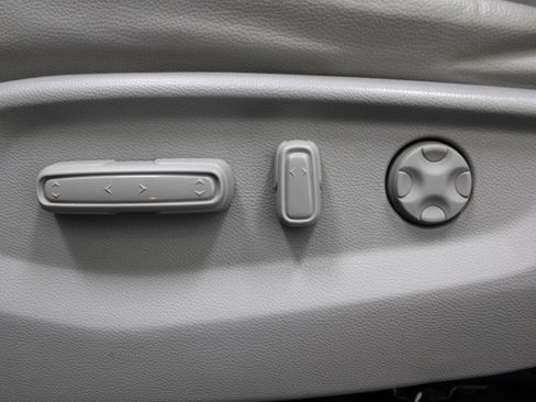 Used 2018 Honda Odyssey Elite image 47