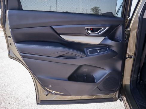 Used 2022 Subaru Ascent Limited w/ Popular Package #2A image 28