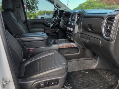 Used 2021 GMC Sierra 2500 Denali w/ Denali Ultimate Package AWD/4WD image 21