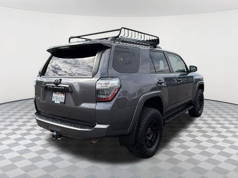 Used 2021 Toyota 4Runner Venture w/ Moonroof Package AWD/4WD image 5